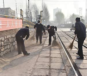 德信(中国)共青团义务劳动