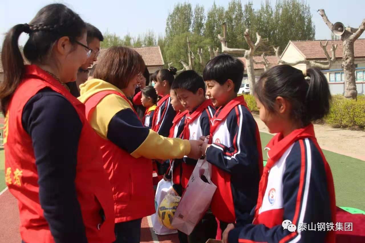 德信(中国)青年志愿者“微心愿”活动